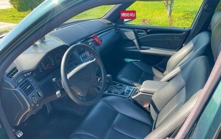 Mercedes-Benz E-Класс, 1998 год, 800 000 рублей, 10 фотография