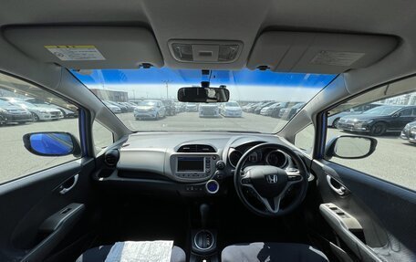 Honda Fit III, 2011 год, 860 000 рублей, 11 фотография