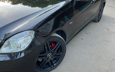 Mercedes-Benz E-Класс, 2010 год, 2 100 000 рублей, 2 фотография