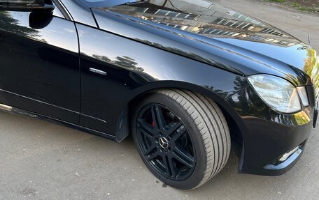 Mercedes-Benz E-Класс, 2010 год, 2 100 000 рублей, 3 фотография