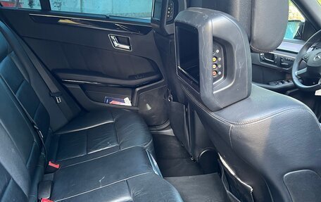 Mercedes-Benz E-Класс, 2010 год, 2 100 000 рублей, 28 фотография