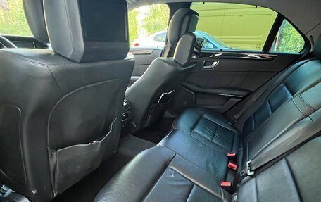 Mercedes-Benz E-Класс, 2010 год, 2 100 000 рублей, 26 фотография