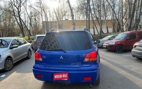 Mitsubishi Outlander III рестайлинг 3, 2004 год, 600 000 рублей, 3 фотография