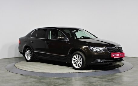 Skoda Superb III рестайлинг, 2014 год, 1 397 000 рублей, 3 фотография