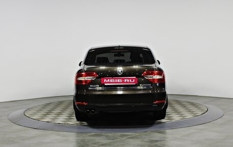 Skoda Superb III рестайлинг, 2014 год, 1 397 000 рублей, 6 фотография