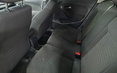 Volkswagen Polo VI (EU Market), 2011 год, 749 000 рублей, 18 фотография