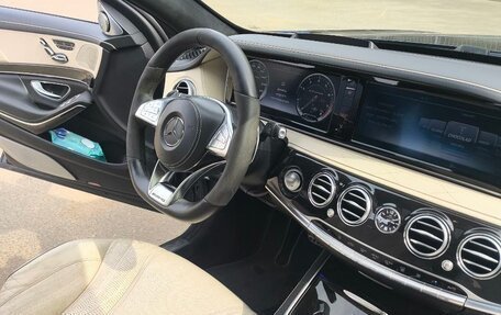 Mercedes-Benz S-Класс AMG, 2015 год, 4 000 000 рублей, 13 фотография