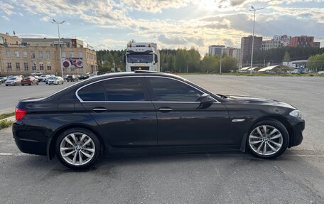 BMW 5 серия, 2011 год, 1 800 000 рублей, 6 фотография