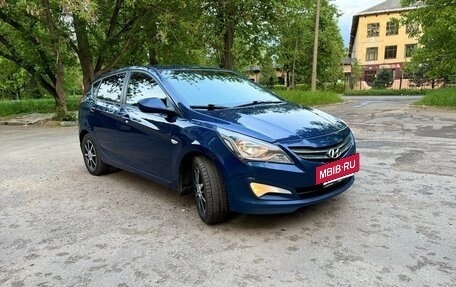 Hyundai Solaris II рестайлинг, 2015 год, 1 100 000 рублей, 2 фотография