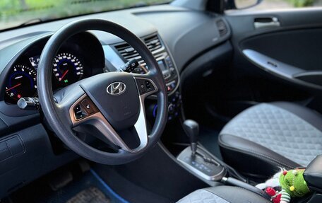 Hyundai Solaris II рестайлинг, 2015 год, 1 100 000 рублей, 7 фотография