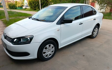 Volkswagen Polo VI (EU Market), 2014 год, 800 000 рублей, 10 фотография