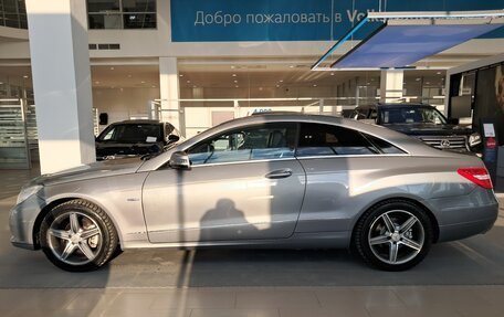 Mercedes-Benz E-Класс, 2011 год, 990 000 рублей, 12 фотография