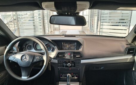 Mercedes-Benz E-Класс, 2011 год, 990 000 рублей, 18 фотография