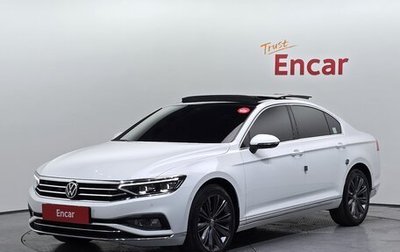 Volkswagen Passat B8 рестайлинг, 2021 год, 1 992 000 рублей, 1 фотография