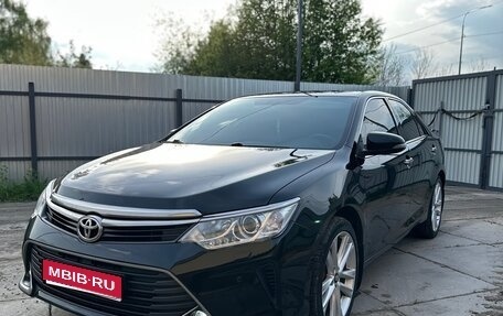 Toyota Camry, 2015 год, 2 240 000 рублей, 1 фотография