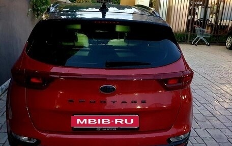 KIA Sportage IV рестайлинг, 2021 год, 2 450 000 рублей, 2 фотография