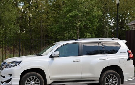 Toyota Land Cruiser Prado 150 рестайлинг 2, 2020 год, 6 500 000 рублей, 2 фотография