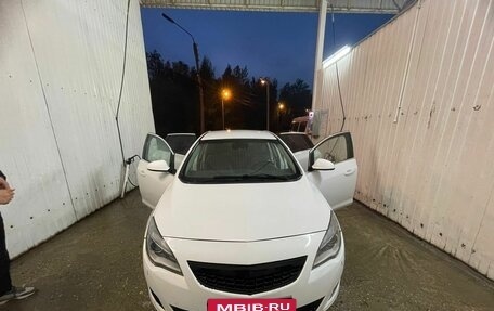 Opel Astra J, 2011 год, 470 000 рублей, 14 фотография