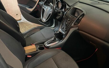 Opel Astra J, 2011 год, 470 000 рублей, 17 фотография