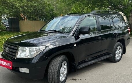 Toyota Land Cruiser 200, 2011 год, 2 850 000 рублей, 3 фотография