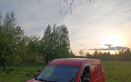 Renault Kangoo II рестайлинг, 2004 год, 378 000 рублей, 6 фотография