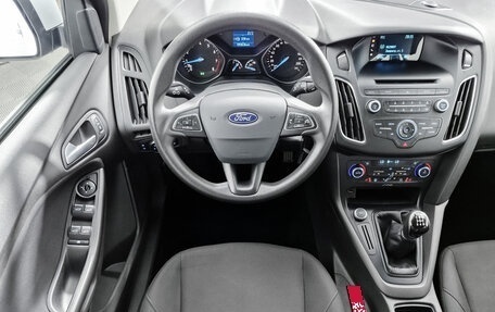 Ford Focus III, 2017 год, 999 000 рублей, 14 фотография