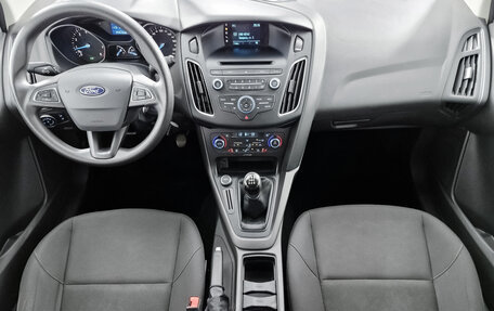 Ford Focus III, 2017 год, 999 000 рублей, 19 фотография