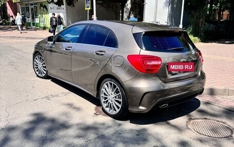 Mercedes-Benz A-Класс, 2013 год, 1 580 000 рублей, 2 фотография