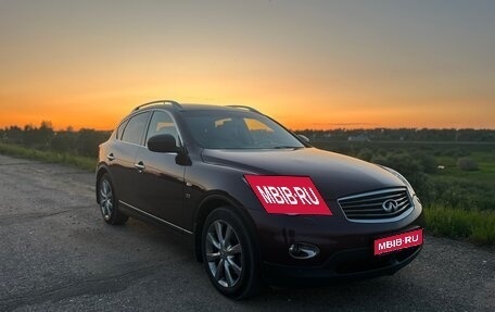 Infiniti QX50 I рестайлинг, 2013 год, 2 200 000 рублей, 1 фотография