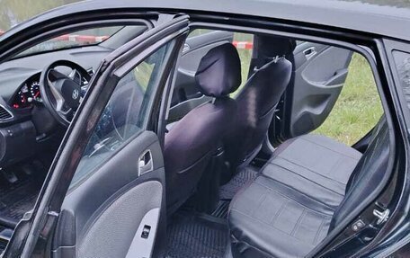 Hyundai Solaris II рестайлинг, 2013 год, 750 000 рублей, 10 фотография