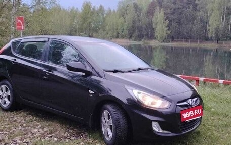 Hyundai Solaris II рестайлинг, 2013 год, 750 000 рублей, 6 фотография