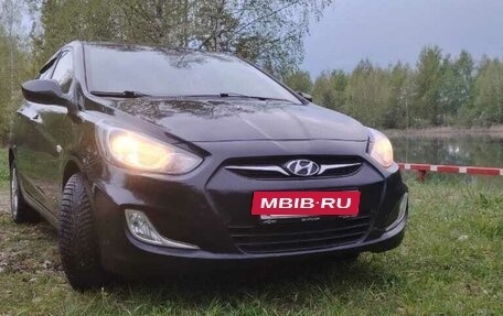 Hyundai Solaris II рестайлинг, 2013 год, 750 000 рублей, 4 фотография