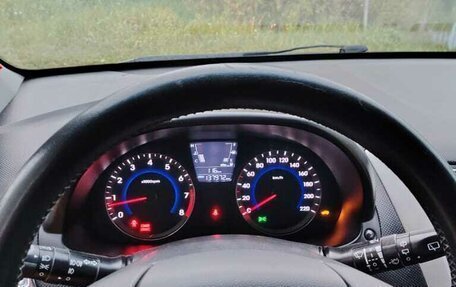Hyundai Solaris II рестайлинг, 2013 год, 750 000 рублей, 14 фотография