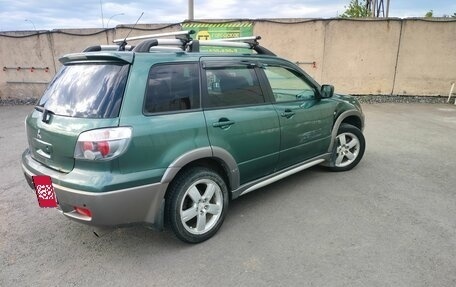 Mitsubishi Outlander III рестайлинг 3, 2006 год, 600 000 рублей, 3 фотография