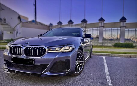 BMW 5 серия, 2020 год, 3 300 000 рублей, 1 фотография