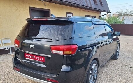 KIA Carnival III, 2017 год, 2 860 000 рублей, 4 фотография