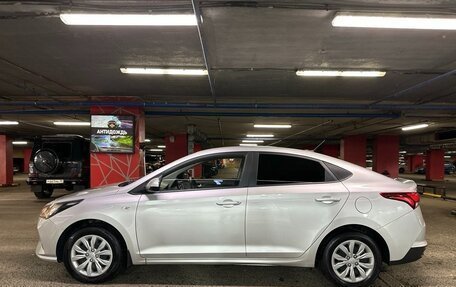 Hyundai Solaris II рестайлинг, 2021 год, 1 600 000 рублей, 5 фотография
