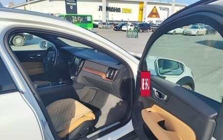 Volvo V60 Cross Country II, 2020 год, 4 390 000 рублей, 12 фотография