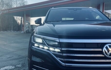 Volkswagen Touareg III, 2020 год, 6 130 000 рублей, 2 фотография