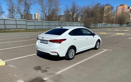 Hyundai Solaris II рестайлинг, 2018 год, 1 250 000 рублей, 5 фотография
