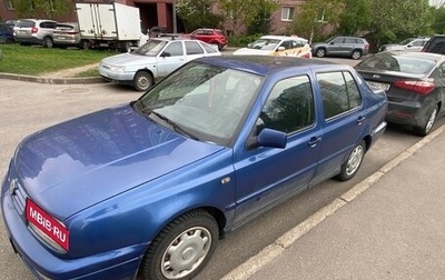 Volkswagen Vento, 1996 год, 260 000 рублей, 1 фотография