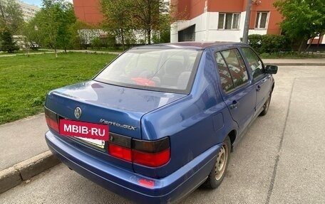 Volkswagen Vento, 1996 год, 260 000 рублей, 5 фотография