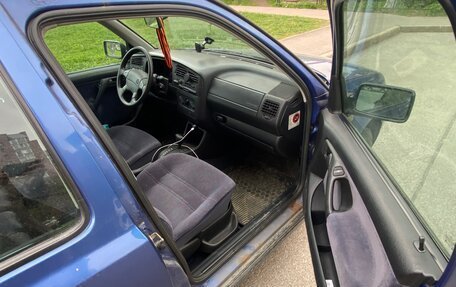 Volkswagen Vento, 1996 год, 260 000 рублей, 7 фотография