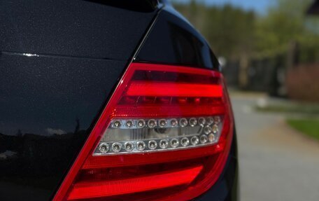 Mercedes-Benz C-Класс, 2011 год, 1 390 000 рублей, 22 фотография
