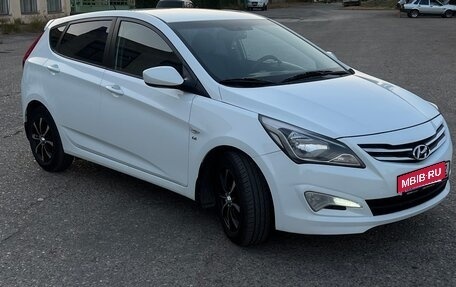Hyundai Solaris II рестайлинг, 2014 год, 1 150 000 рублей, 3 фотография