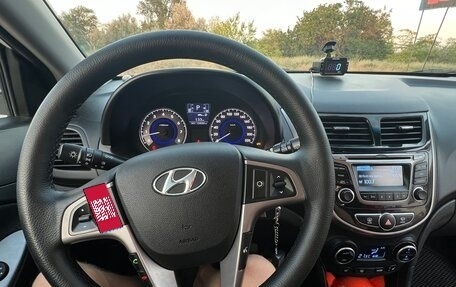Hyundai Solaris II рестайлинг, 2014 год, 1 150 000 рублей, 11 фотография