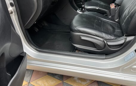 Hyundai Solaris II рестайлинг, 2012 год, 699 000 рублей, 15 фотография