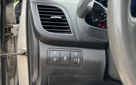 Hyundai Solaris II рестайлинг, 2012 год, 699 000 рублей, 17 фотография