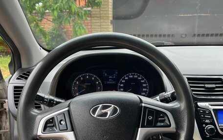 Hyundai Solaris II рестайлинг, 2012 год, 699 000 рублей, 16 фотография