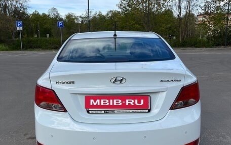 Hyundai Solaris II рестайлинг, 2015 год, 970 000 рублей, 3 фотография